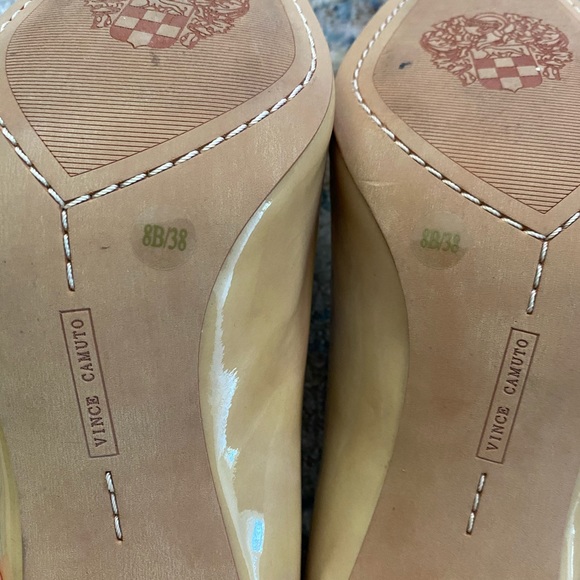 Vince Camuto Tan Heels size 8B - Picture 9 of 14